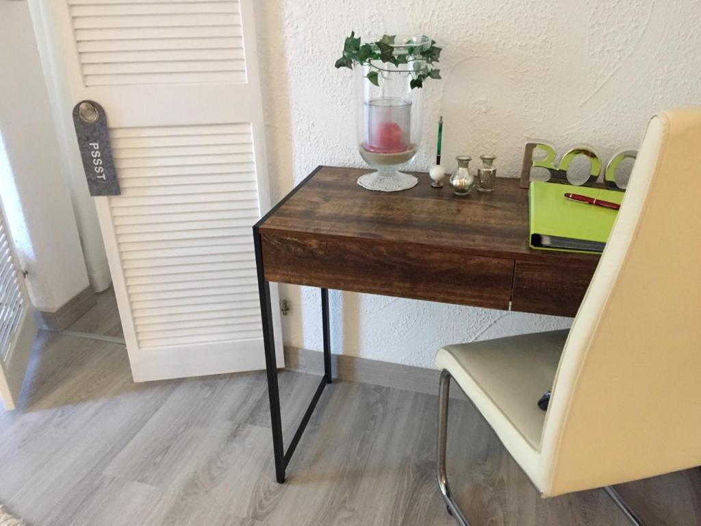 Luft Und Meer 4**** Ferienwohnung Hage Екстериор снимка